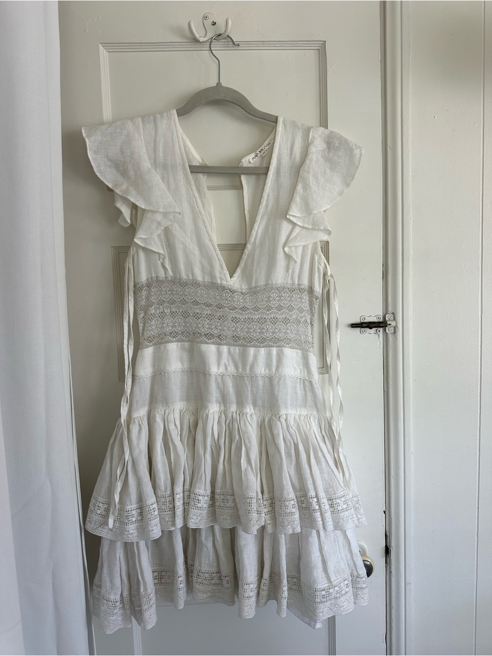 White Lace-Panel Ruffle Mini Dress - Picture 2 of 5